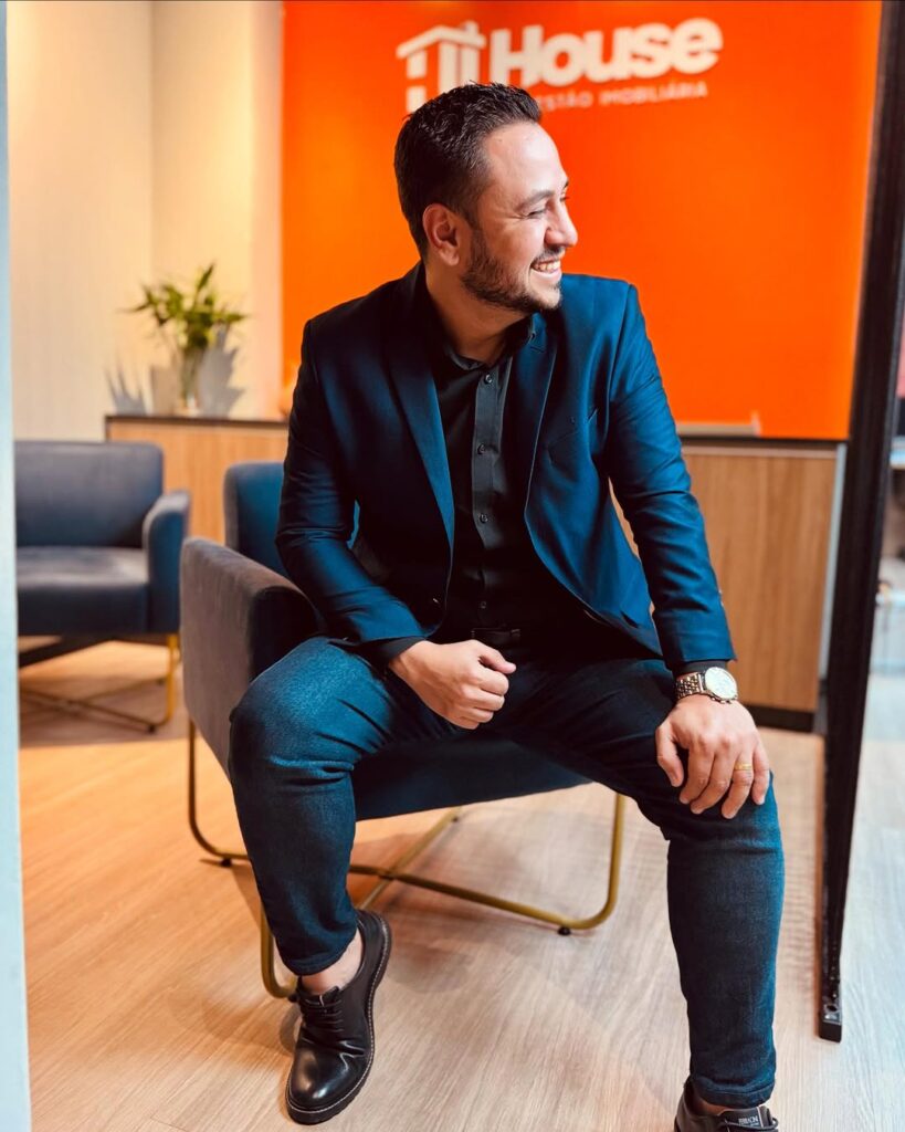 Corretor Rafael Lorenzo da House Gestão Imobiliária Campinas